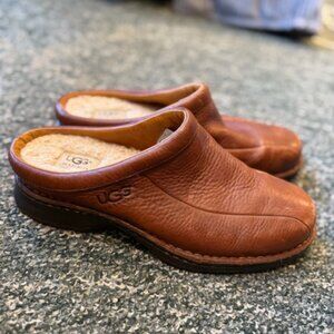 UGG Men's leather slipper clogs fleece lined, size 11